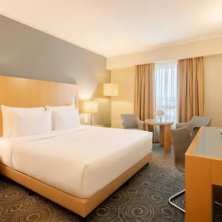 Sana Malhoa Hotel