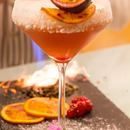 Sana Malhoa Hotel 4*