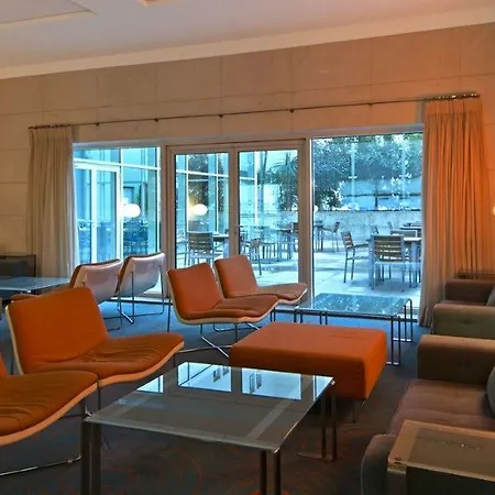 Sana Malhoa Hotel 4*