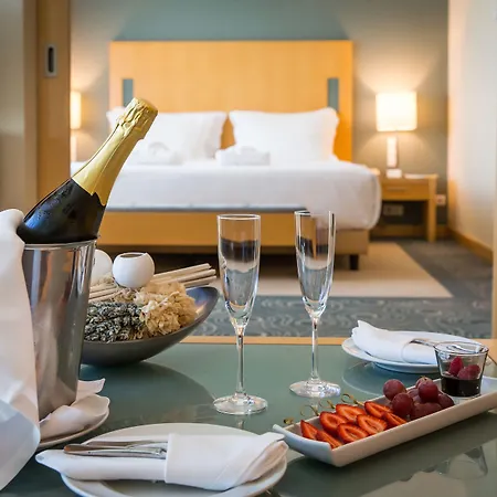 فندق سانا مالهوا 4*